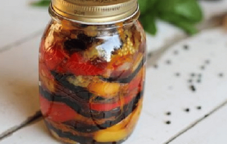 Berinjela com tomate