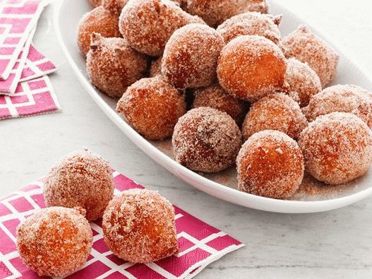 Foto de donuts de amendoim de banana Creole
