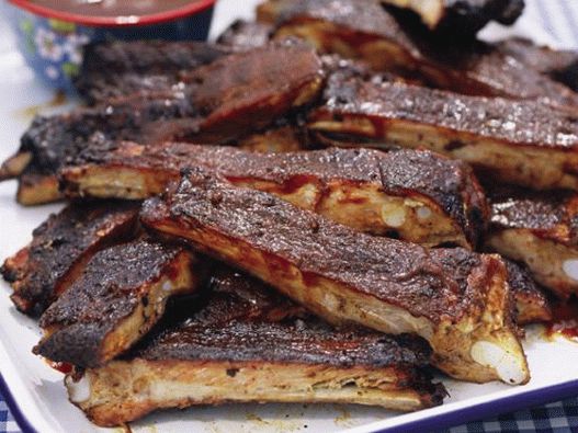 Foto costelinha de porco grelhada churrasco