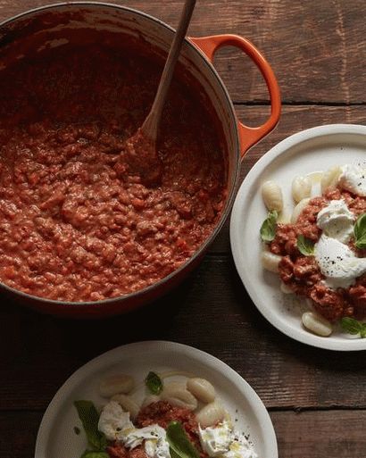 Foto receita rápida para molho de carne à bolonhesa para massas
