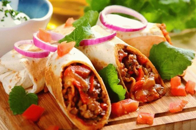 Burrito com frango picado