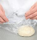 Chebureks com queijo