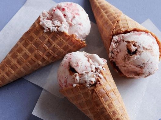 Gelado com vinagre balsâmico