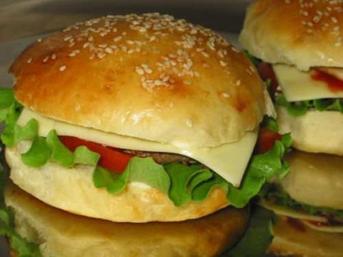 Cheeseburgers caseiros