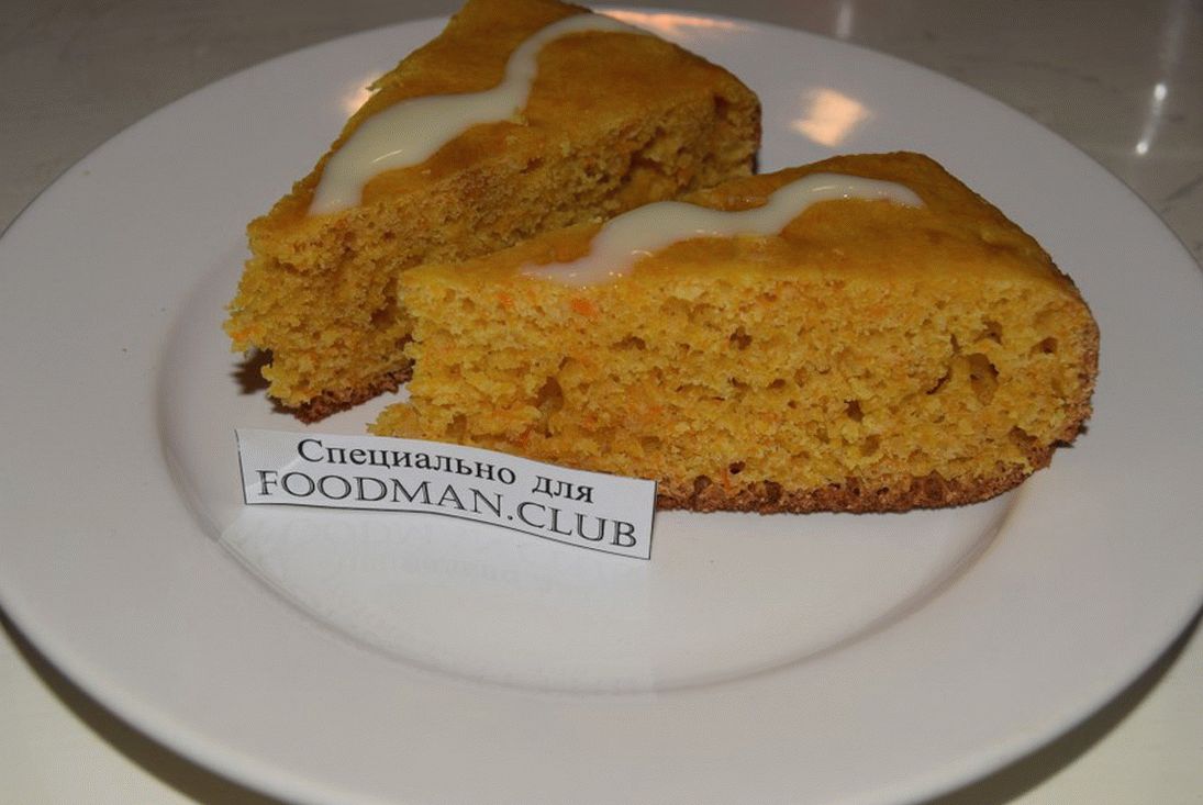Bolo de cenoura caseiro