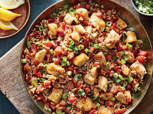 Foto de Jambalaya com frango (ensopado crioulo)