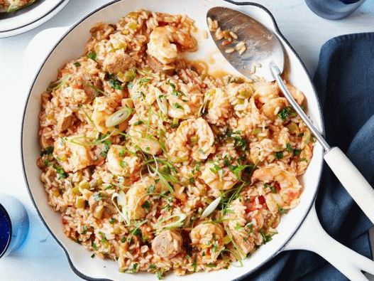Foto de Jambalaya com arroz e camarão