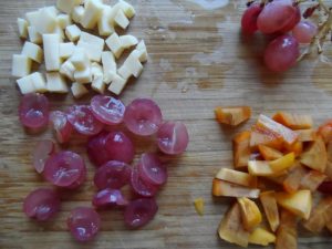 Salada de frutas com queijo