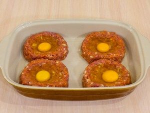 "Ninhos" de carne picada