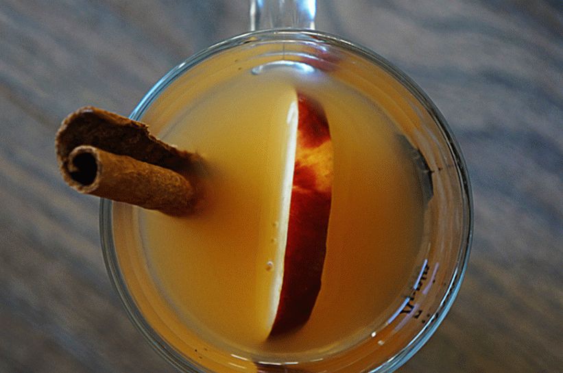 Sidra de maçã quente