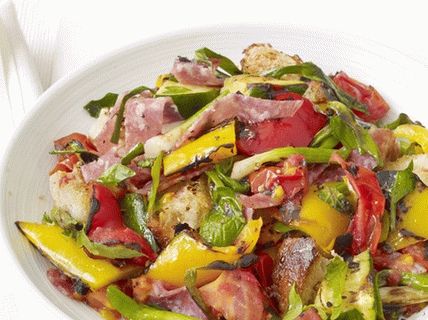 Foto Panzanella Salame Grill Salada