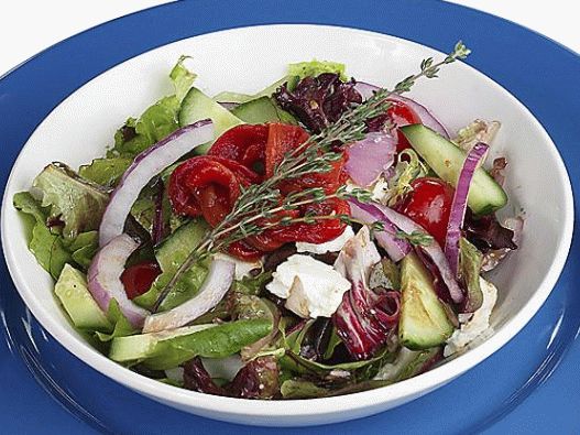 Foto de Horiatiki (salada grega com queijo feta)