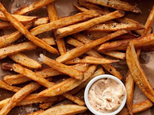 Foto perfeita batatas fritas duplas fritas