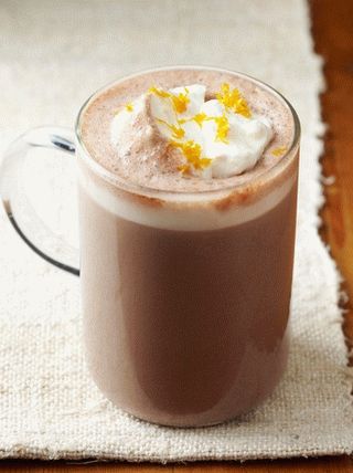 Foto de cacau com cardamomo e creme
