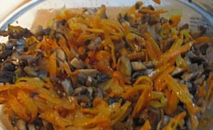 Batata zrazy com cogumelos, assada no forno - 5