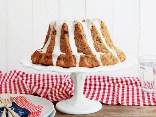 Foto do dia da eleição Cupcake (bolo de fermento com frutas secas e castanhas)