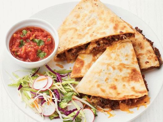 Foto de Quesadilla com brócolis de carne e repolho