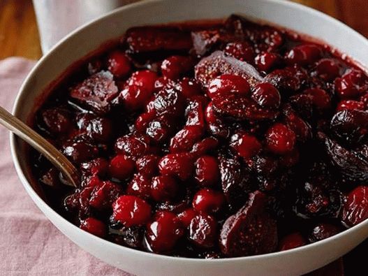 Molho de cranberry com figos e vinho