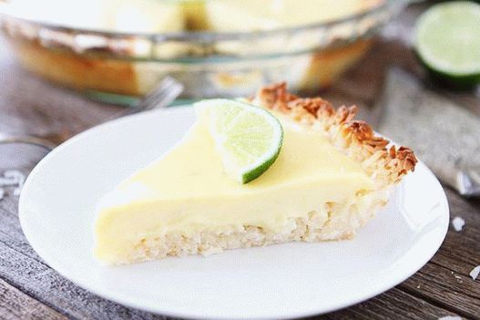 Foto torta de coco a partir de claras de ovo