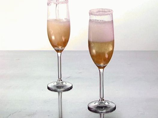 Foto coquetel com champanhe e gengibre