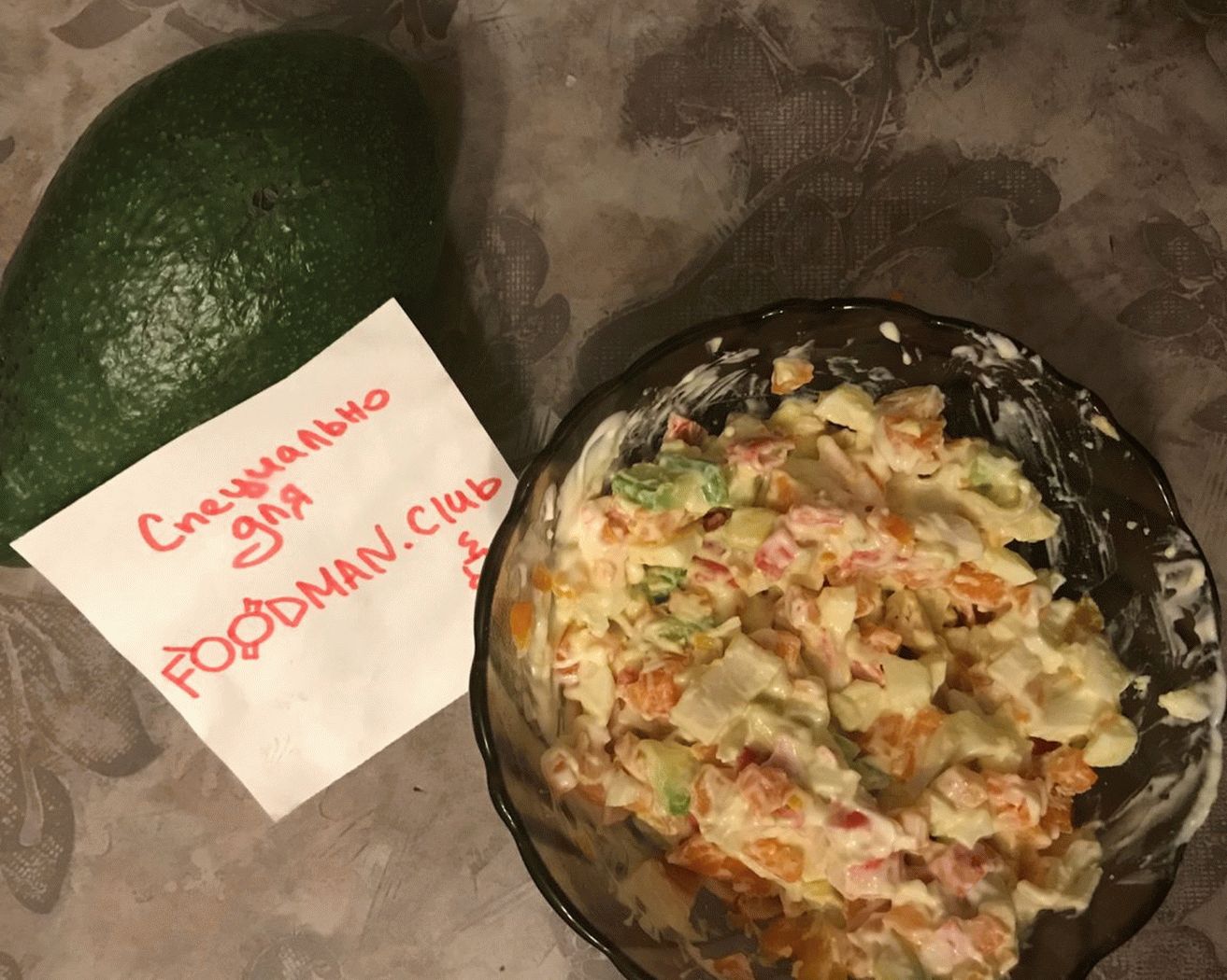 Salada de caranguejo com abacate