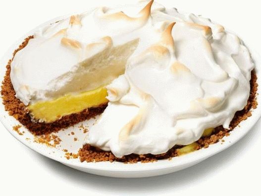 Foto torta de creme com banana