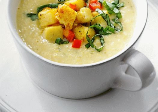 Foto creme de creme de milho e feijão com polenta