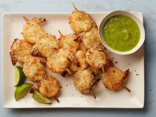 Foto Camarões empanados com flocos de coco com molho de abacaxi picante (dieta Whole30)