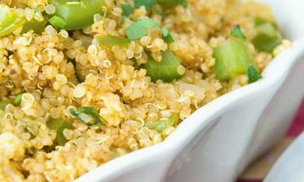 Foto de cereal de quinoa temperado