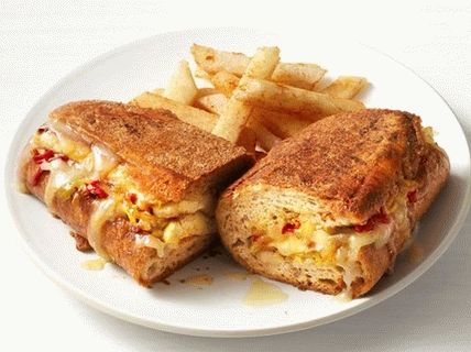 Foto de sanduíches cubanos de tofu e hikama