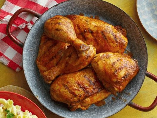 Frango grelhado em uma marinada seca