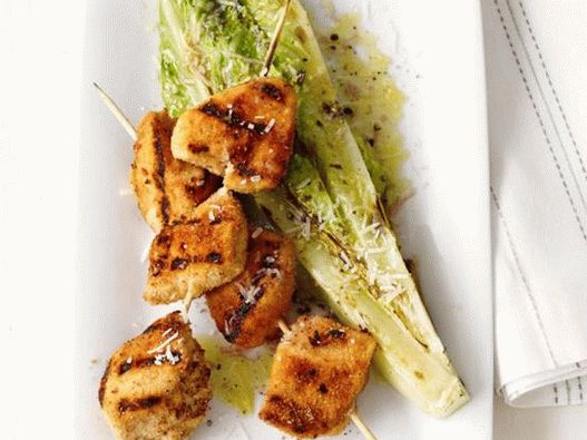Peito de frango grelhado e alface romana