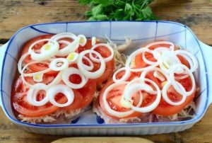 Peito de frango em um casaco de pele com queijo - 2