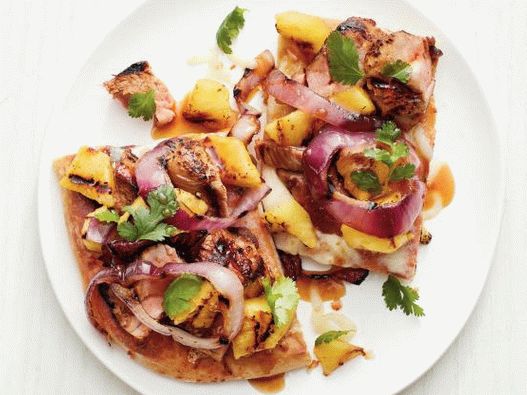 Photo Tortilla com carne de porco e abacaxi grelhado