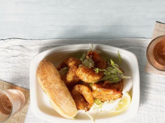 Pão de camarão frito em massa