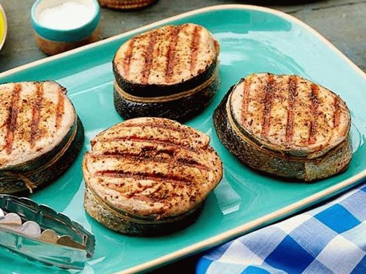 Bifes de salmão grelhado