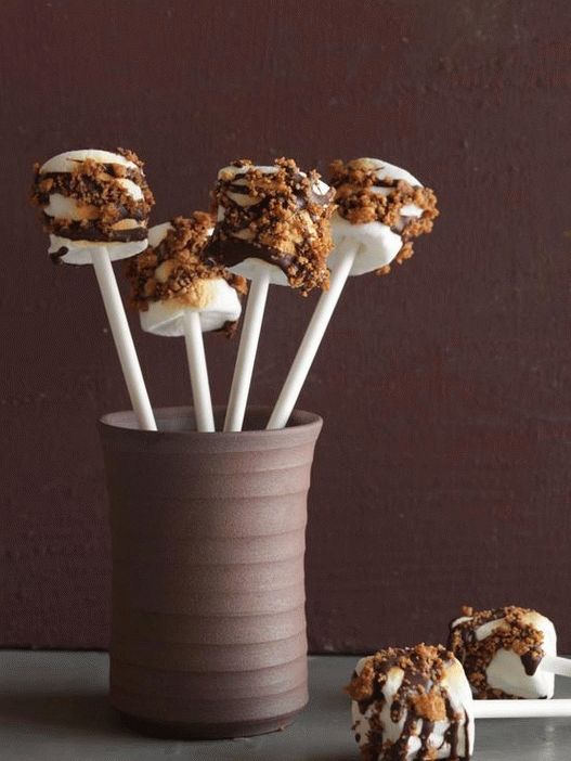 Pratos fotográficos - marshmallows no palito