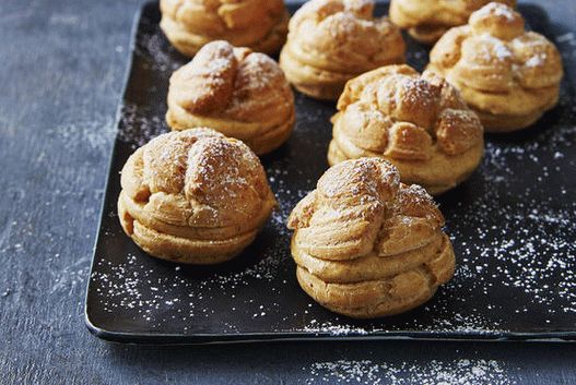 Profiteroles de abóbora picantes sem glúten
