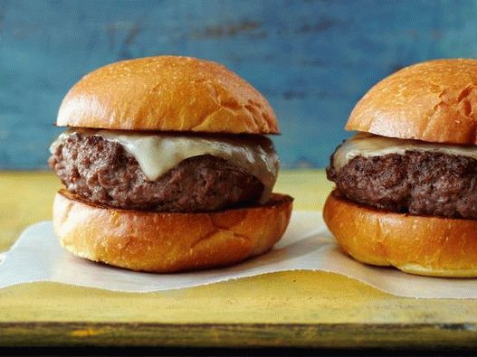 O hambúrguer de carne perfeito