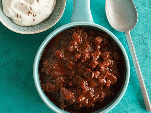 Pratos fotográficos - pimentão vermelho com carne