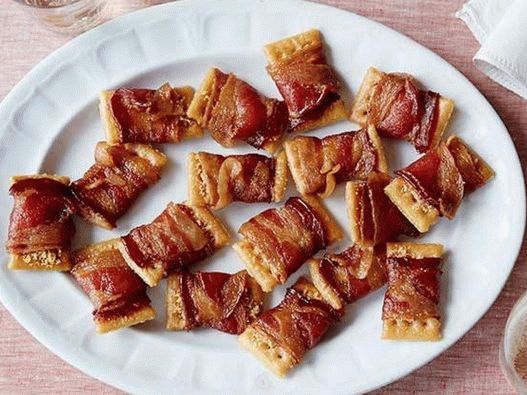 Aperitivo festivo com bacon