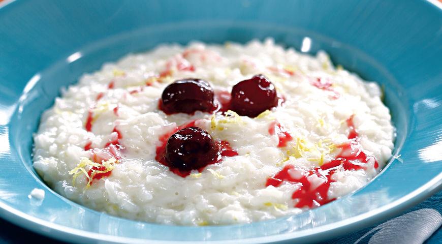 Arroz de leite com cereja