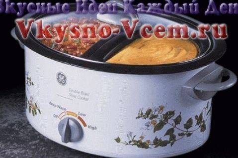 fogão lento com duas tigelas