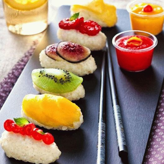 Foto sushi de frutas incomuns