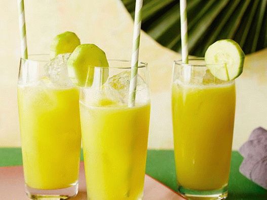 Photo Cucumber-pineapple tequila cooler
