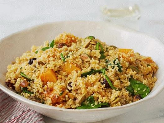 Quinoa com abóbora, espinafre e tomilho