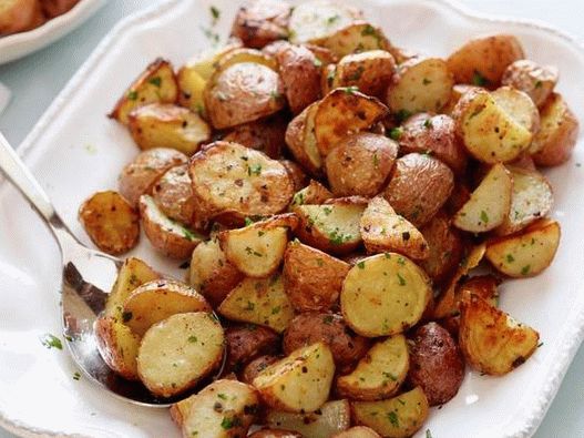 Foto de batata assada com alho