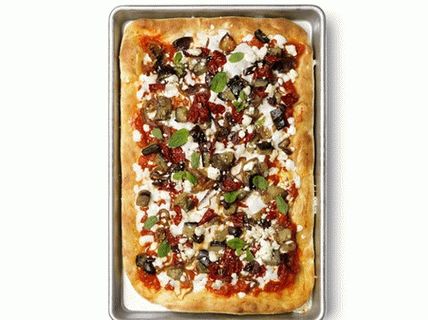 Foto pizza com especiarias orientais