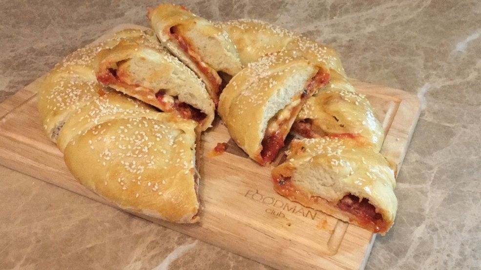 Pizza Wreath: receita em vídeo