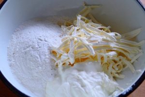 Torta de queijo e cebola